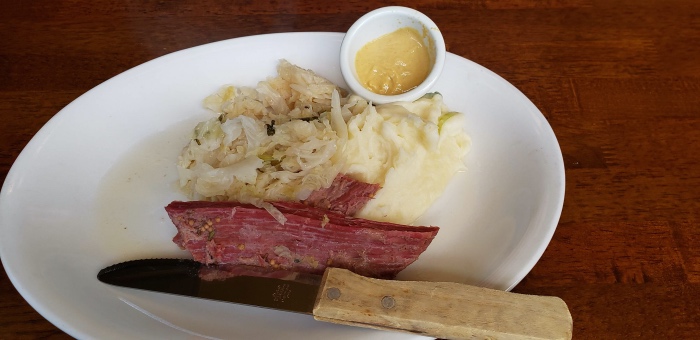 Tra'Li corned beef and cabbage