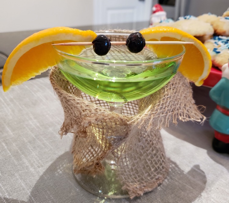 baby yoda appletini cocktail