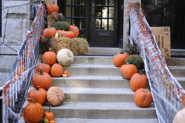 pumpkins on steps