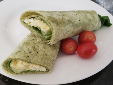 Egg-Salad-on-Spinach-Wrap