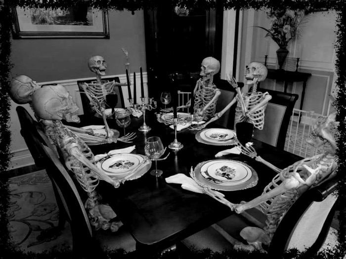 A Halloween Dinner Party to Die For