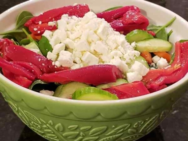 Greek Salad w Roasted Red Pep opt